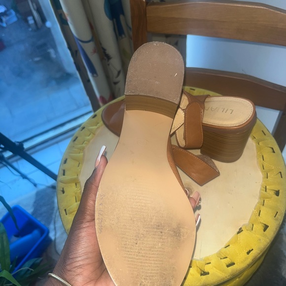Liliana sandals ! Awesome for the fall size 8 - Picture 3 of 5